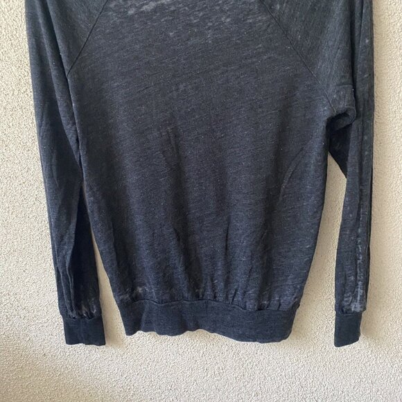 Chaser Revolve Top Black “NEW YORK XOXO" Lips Long Sleeve Sweater NEW Small - Picture 9 of 11